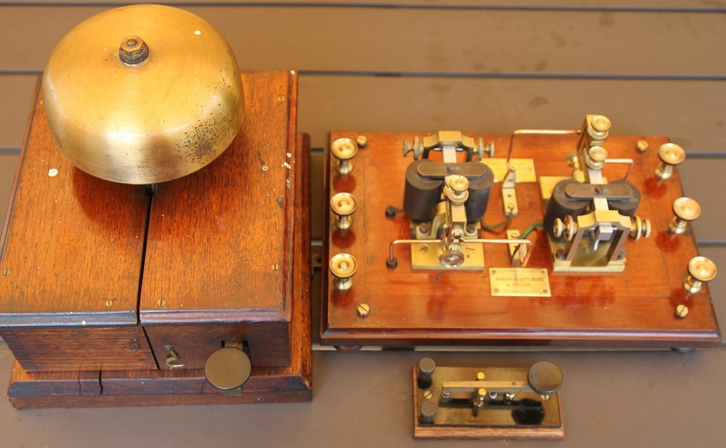 Glocke_und_Translateur